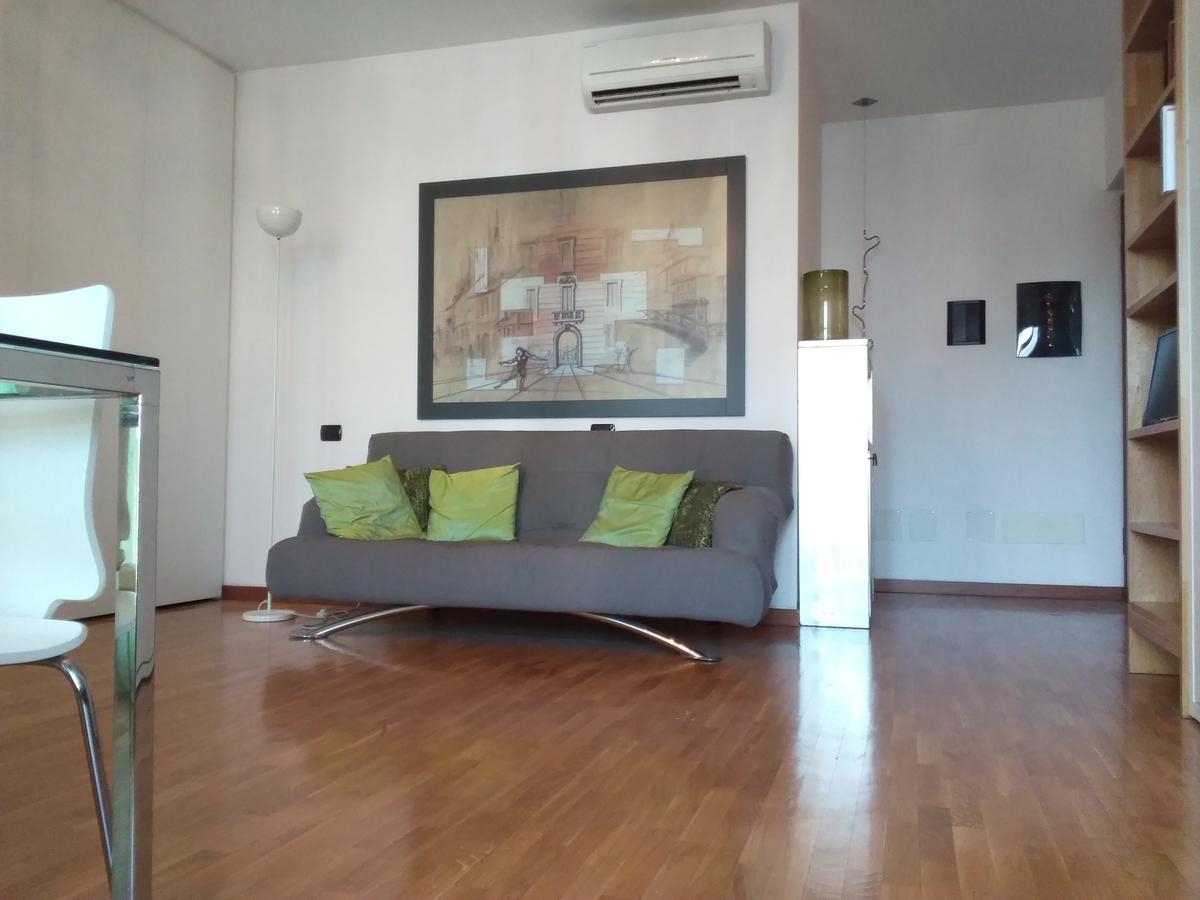 Kibilu - Via Vignola - Porta Romana - Universita Bocconi Milano Eksteriør bilde